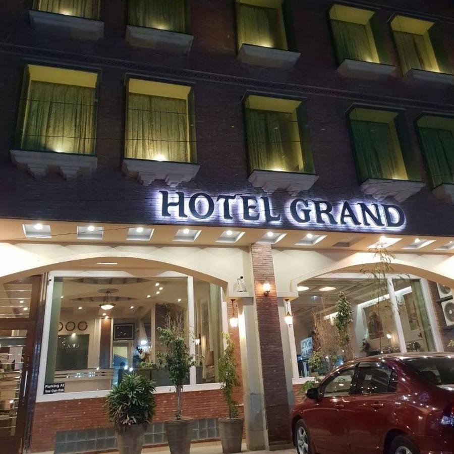 Hotel Grand Faisalabad Buitenkant foto