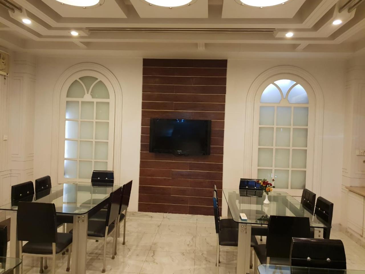 Hotel Grand Faisalabad Buitenkant foto